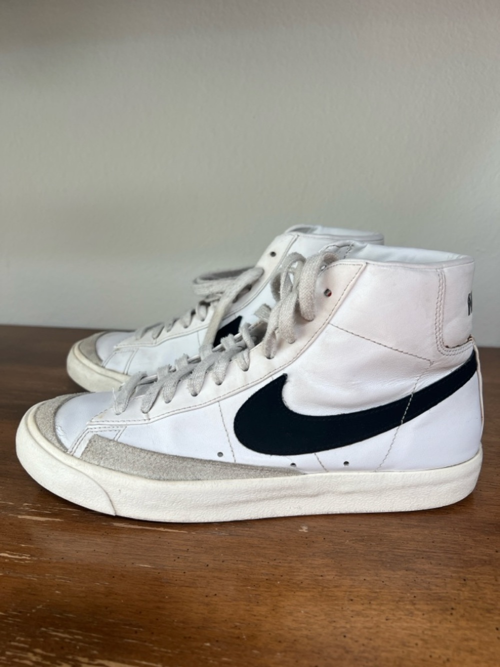 Nike White and Black High-Top Sneakers - Picture 5 of 10